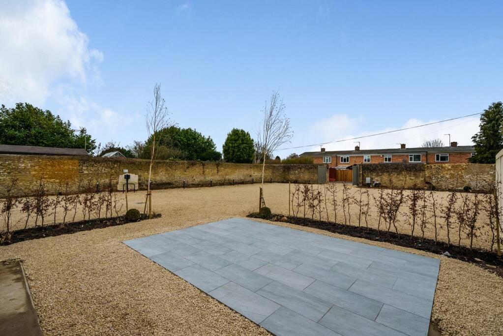 Fox Cottage, Within 5 Min Walk Of Bicester Village Εξωτερικό φωτογραφία